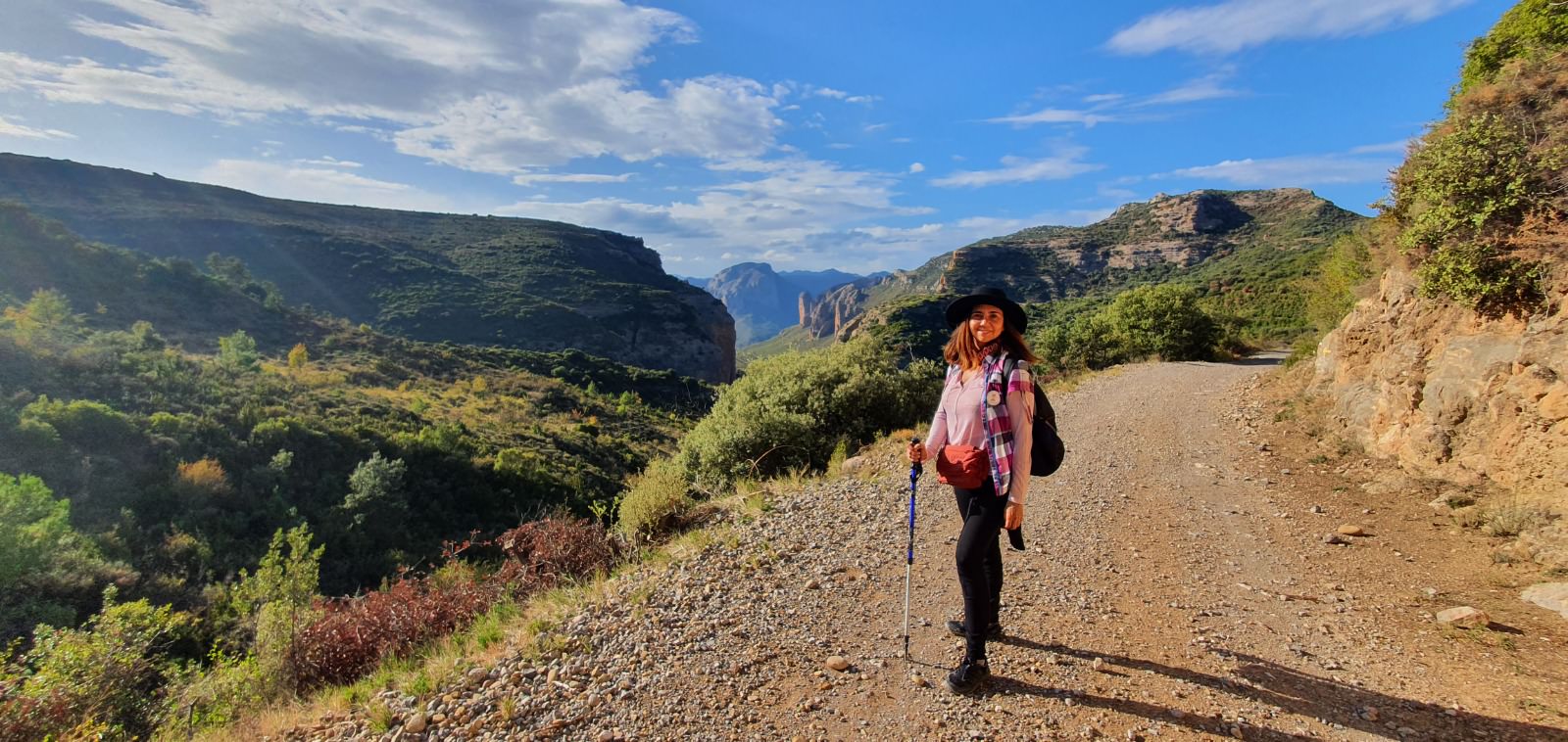 Una peregrina en el Camino del Santo Grial: de Somport a Valencia ...